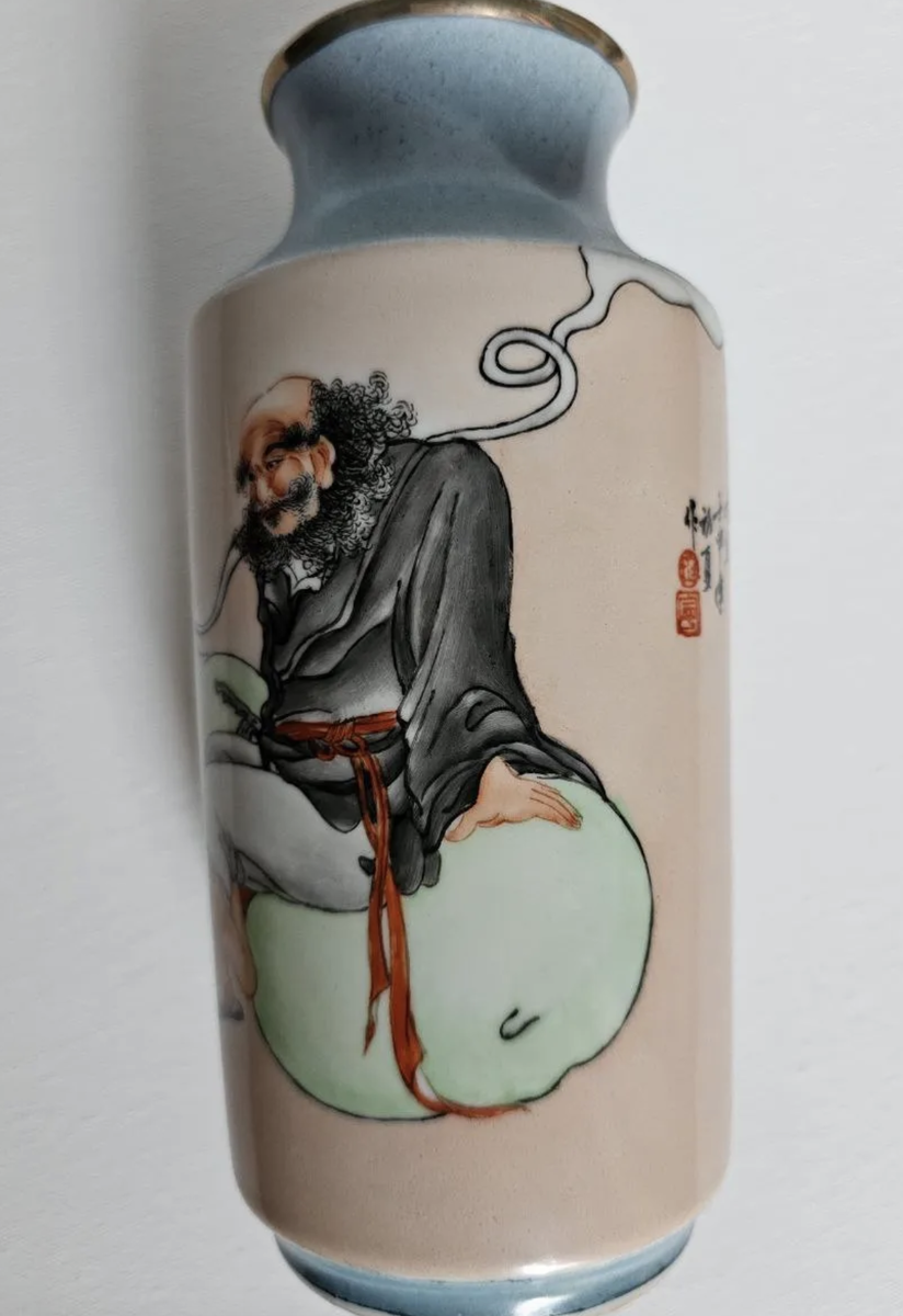 Вазочка с мудрецом и поэмой, период Республика, Китай 1930-1934 года, авторская роспсь