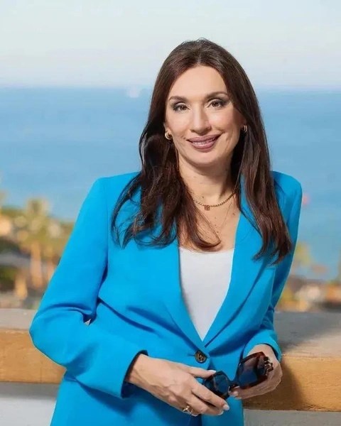    Юлия Гольдорт давно счастлива в новом браке и имеет свое дело