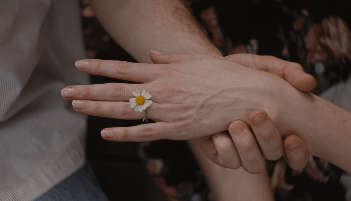 Кто ищет любовь? Понимание? Выгоду? Определённость? 