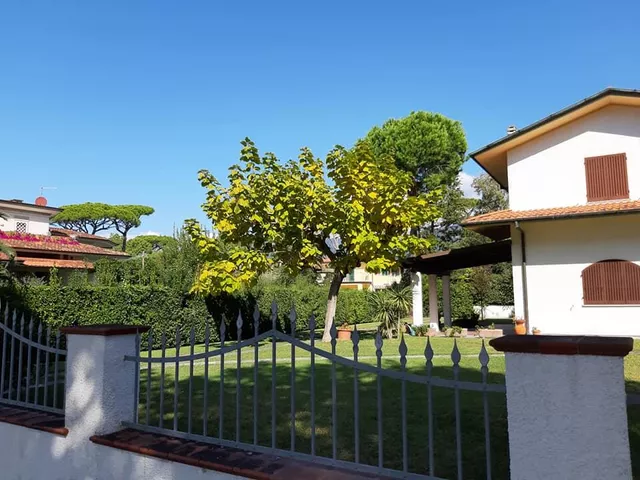 © Facebook* (*деятельность Meta по реализации Facebook запрещена в России как экстремистская) / Осман Пашаев
Вилла Зеленского в Италии