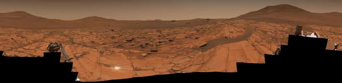    Самое четкое изображение панорамы Марса за всю историю миссии Perseverance (естественные цвета) / © NASA / JPL-Caltech / ASU / MSSS