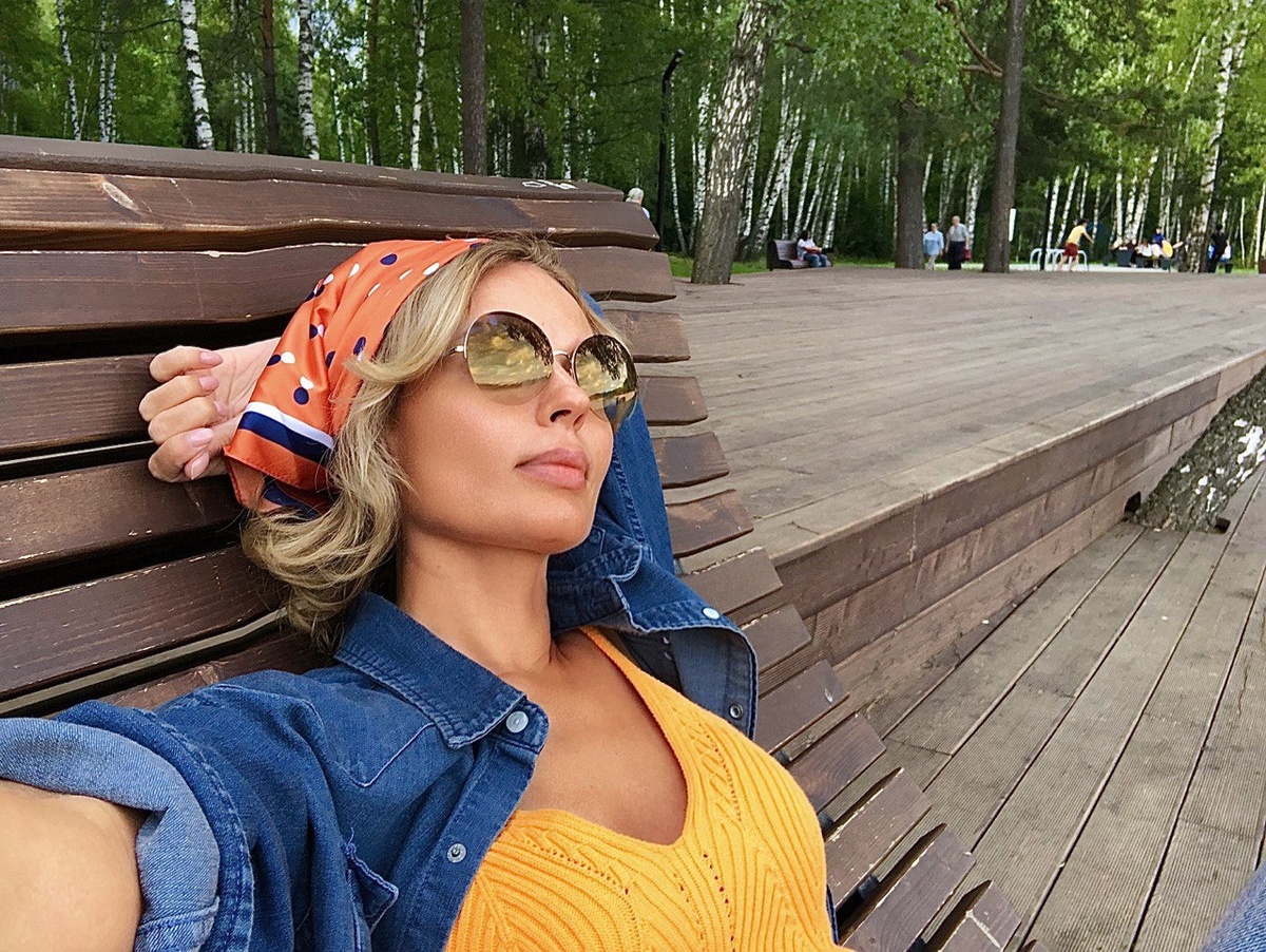 На фото: ведущая прогноза погоды на канале "Россия 1 " Татьяна Антонова