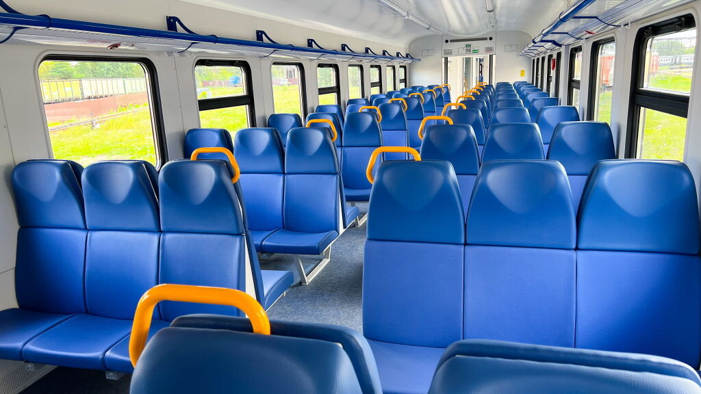   Салон новых электропоездов