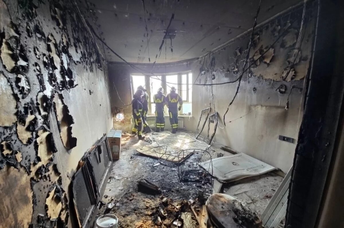    Юрий Слюсарь посетил дом в Ростове, повреждённый в результате атаки БПЛА