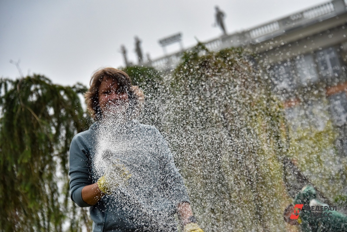 Холодное водоснабжение в 114 домах.  Фото: ФедералПресс / Полина Зиновьева