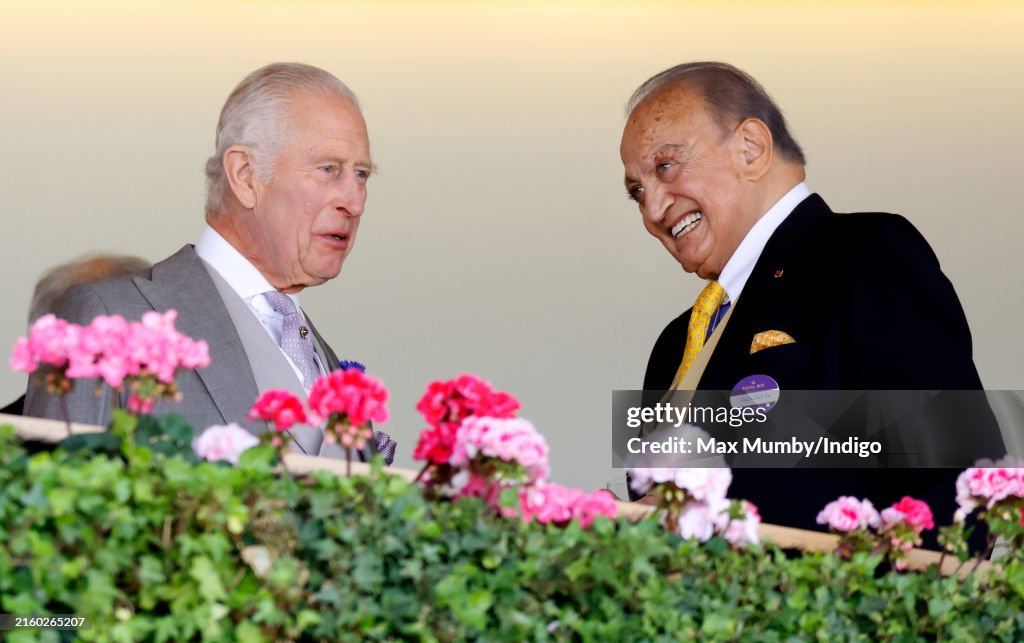 Карл III и Саид Вафик. Источник фото:  Getty Iages