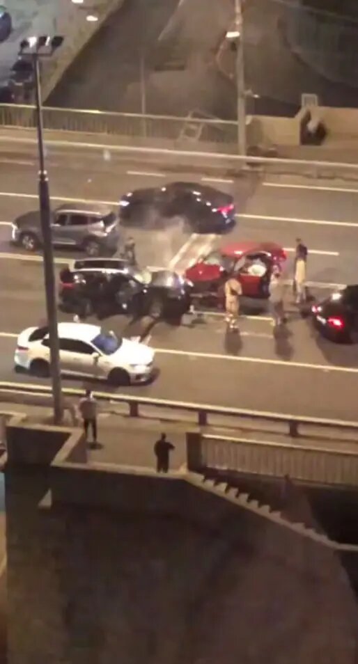    Фото: скриншот из видео в телеграм-канале «Мегаполис | ДТП и ЧП | Санкт-Петербург | Питер»