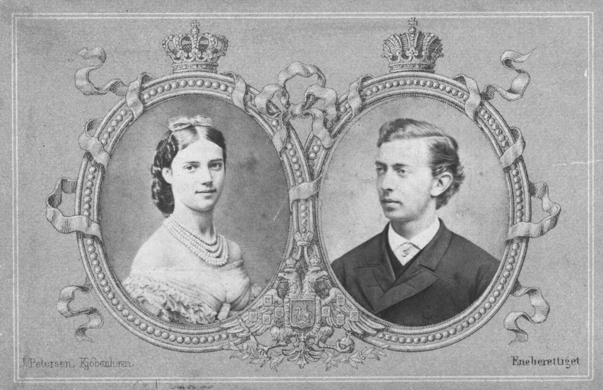 Датская открытка, выпущенная после помолвки принцессы Дагмар с цесаревичем Николаем