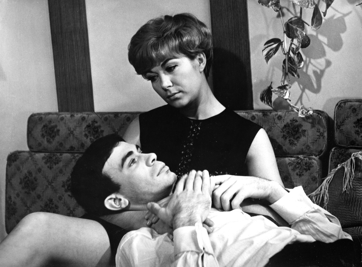 Кадр из фильма «Судьба резидента»