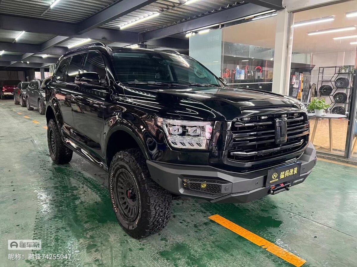 Фото 2. Передняя часть Tank 500.