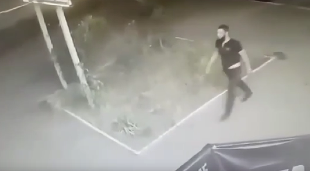 Скриншот из видео 