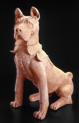 Китайская скульптура собаки породы шарпей времен династии Восточная Хань,  около 100 г. н. э