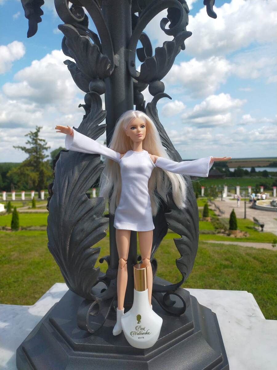 Barbi looks Collection 2021 Виктория и аромат "Пани Валевска". Фото автора