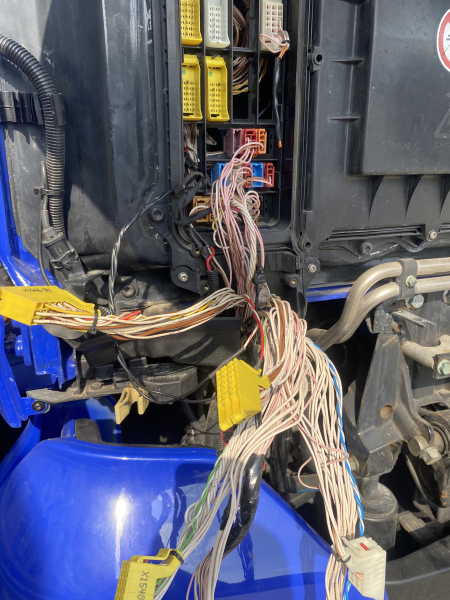 что то подключено, что то нет.