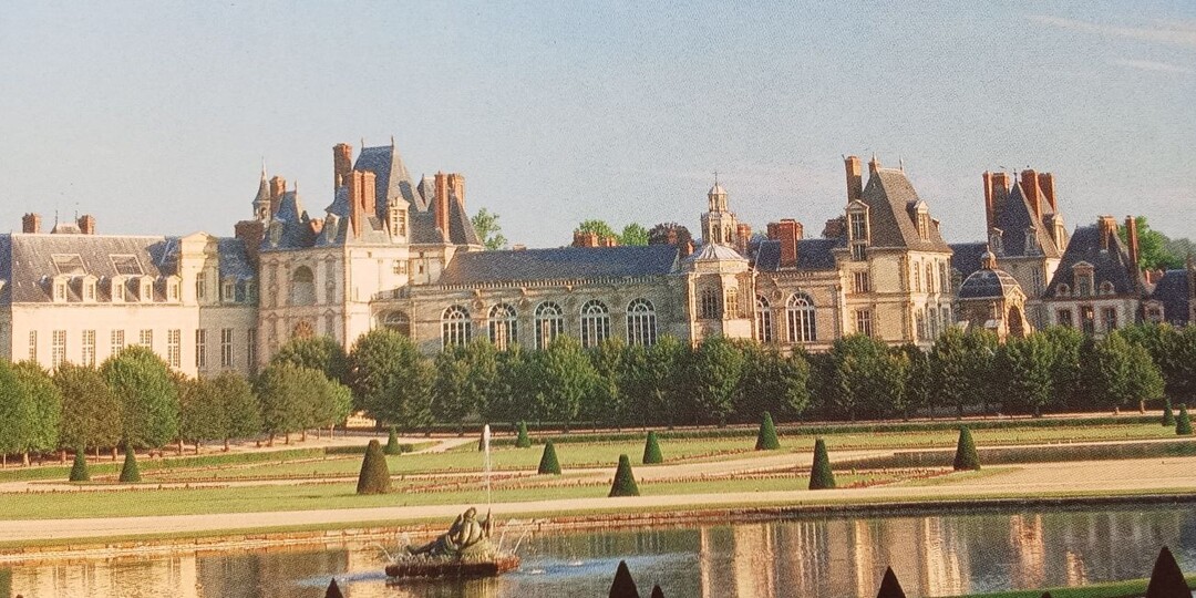 История Фонтенбло