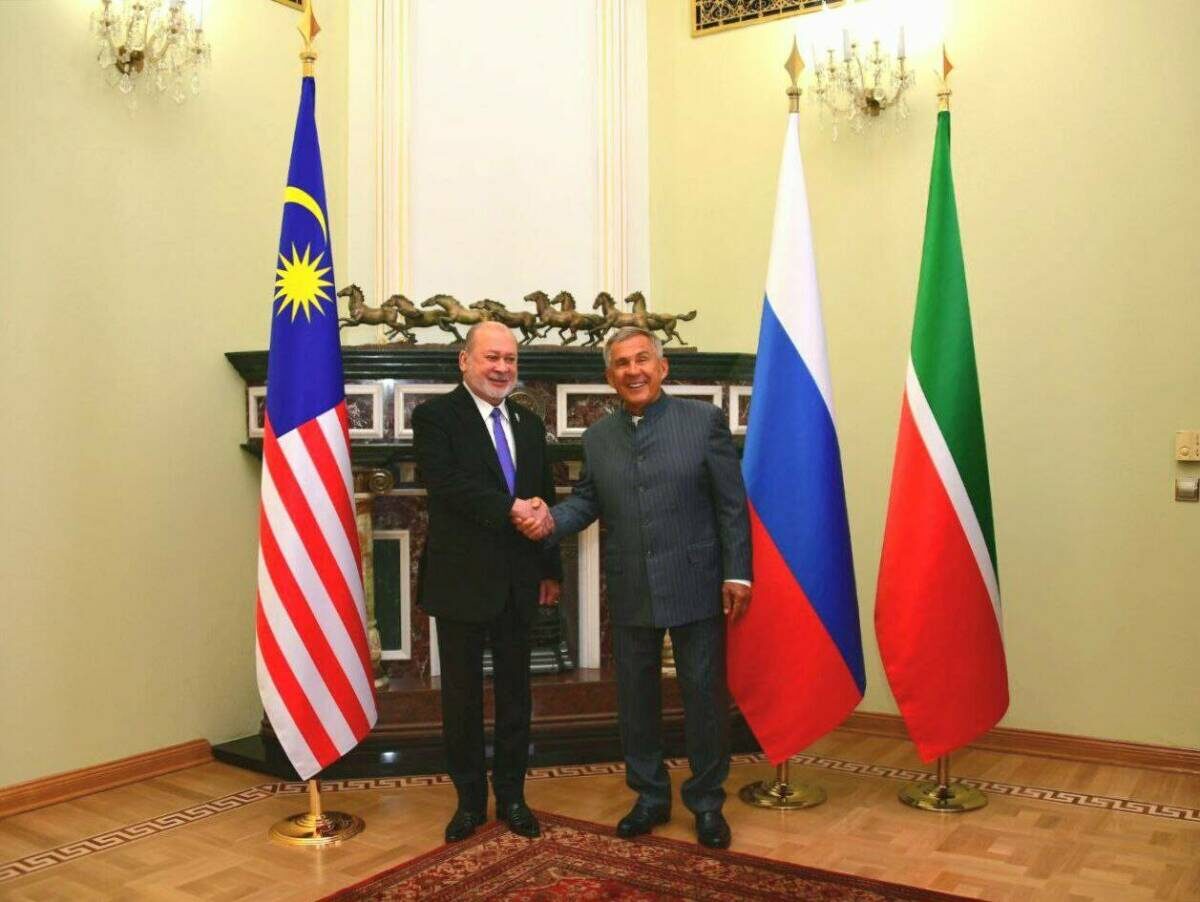    Глава Республики Татарстан подтвердил готовность к расширению сотрудничества с Малайзией