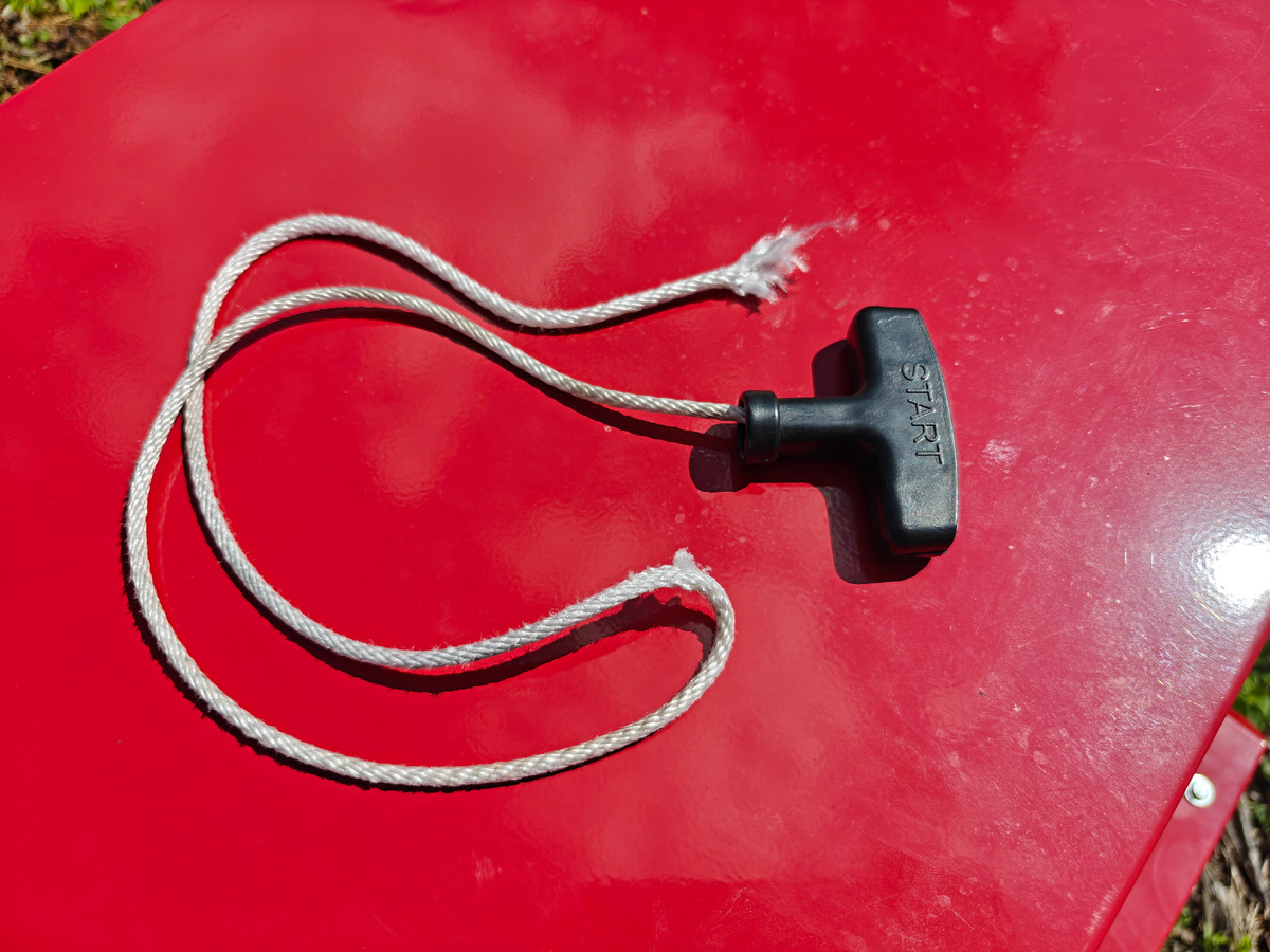 Агромаш МТ-110: обрыв троса стартера