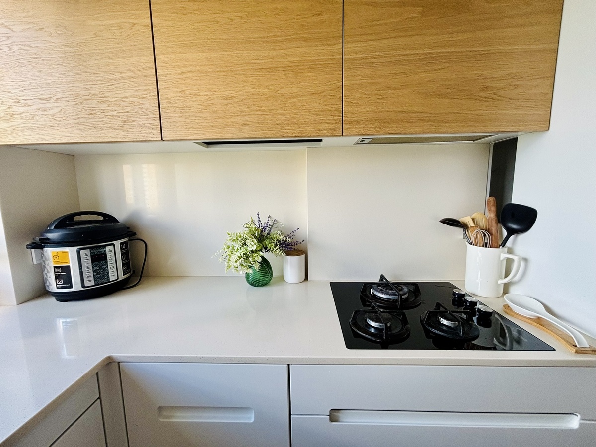 Вот бы сделать уборку и нажать кнопку "сохранить"!