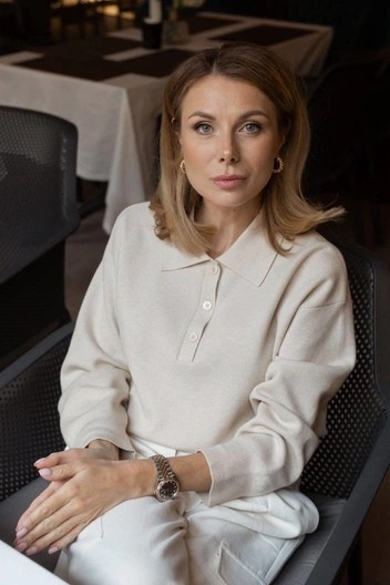    Адвокат Полины Дибровой — Ирина Кузнцева