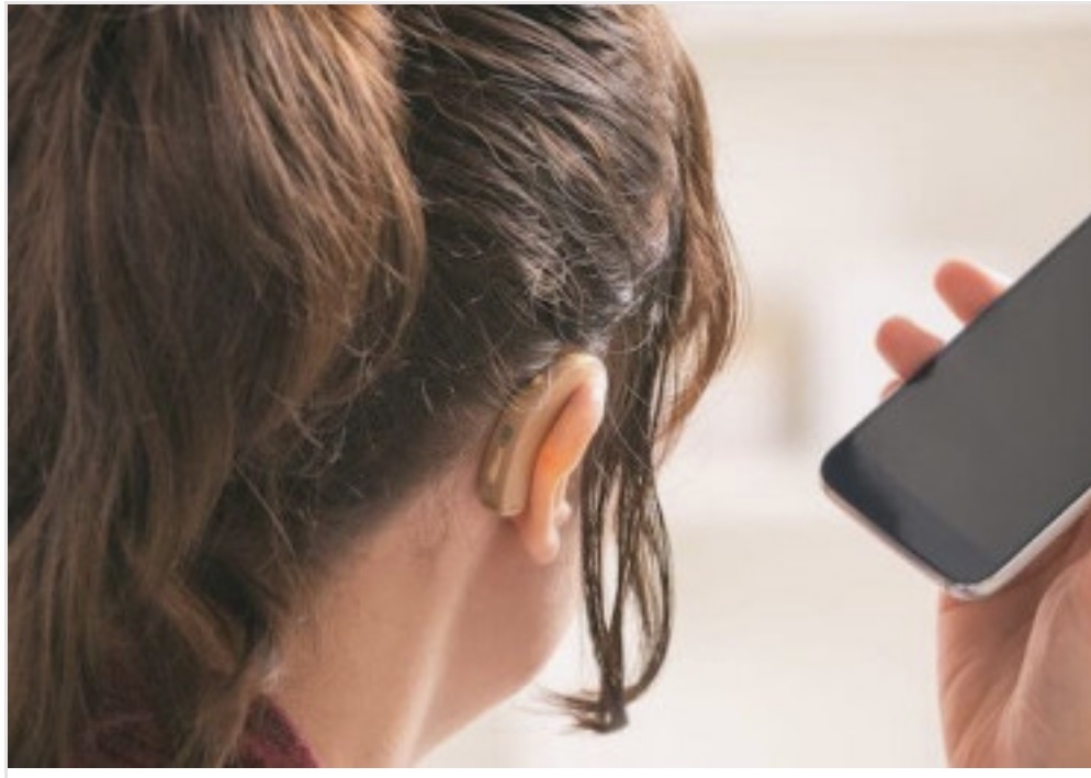 Проблемы при пользовании мобильными и беспроводными телефонами можно условно разделить на две группы:
1. Радиопомехи, возникающие при включении телефона и мешающие разговору.