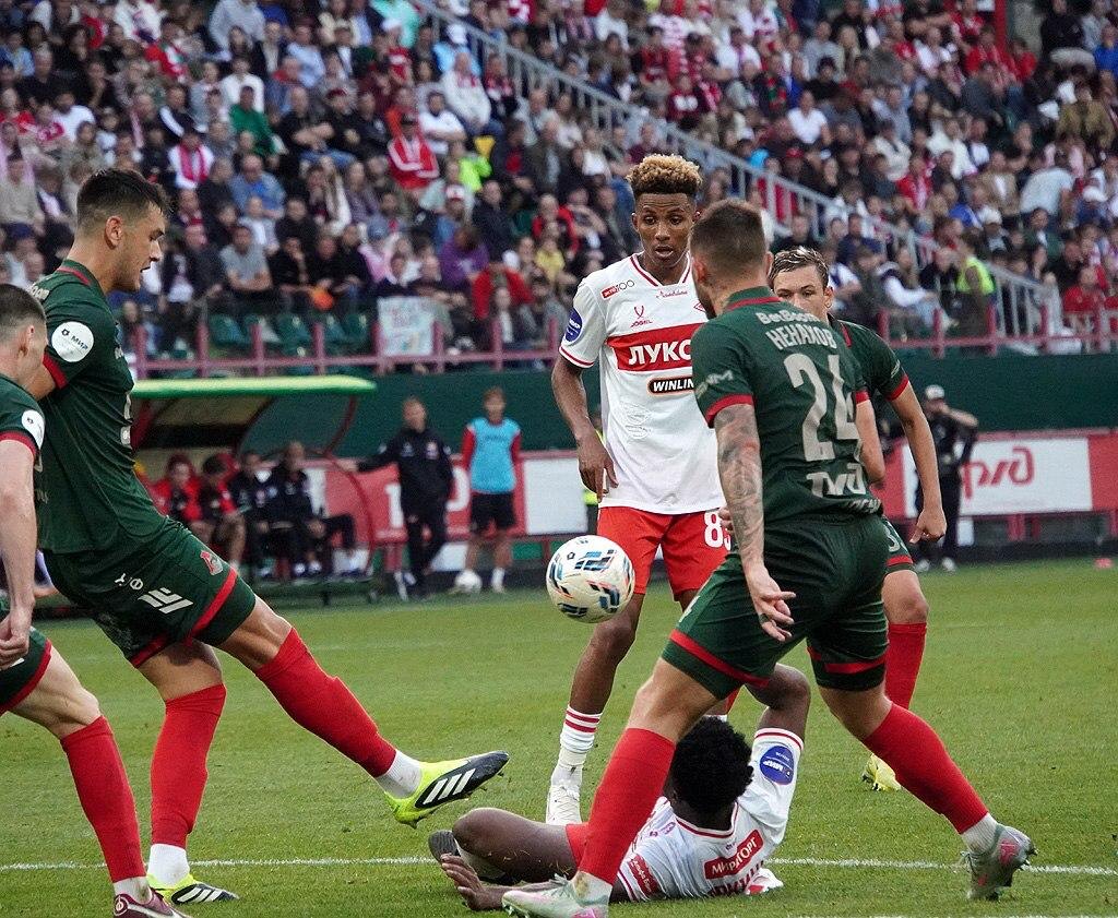    Игра и результаты "Спартака" требуют переменАлександр Владыкин