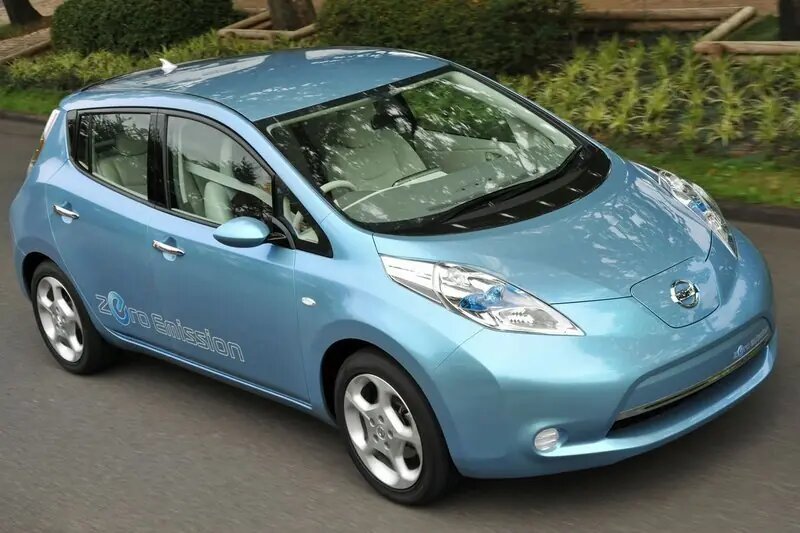 Nissan Leaf ZE0 