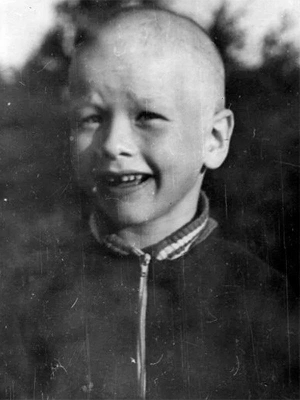 Никита Панфилов в детстве