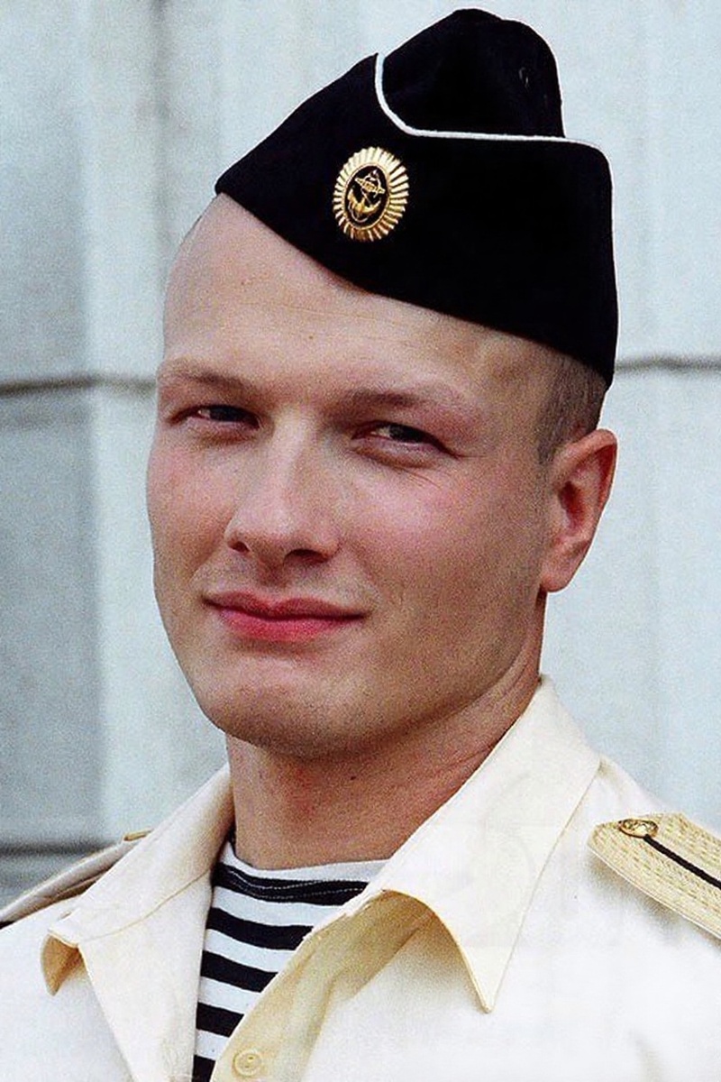 Никита Панфилов кадр из сериала «Братаны»