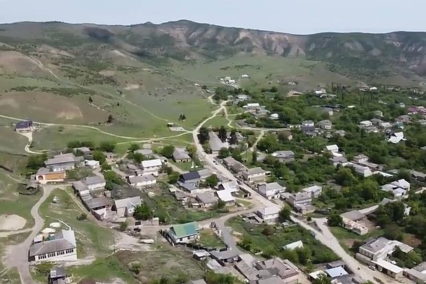    Село Зизик Сулейман-Стальского района Дагестана. Кадр: Захватывающие истории о героях / RuTube