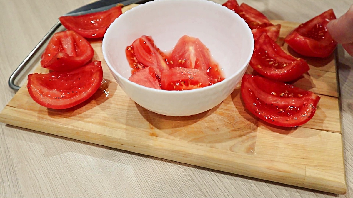 Из мякоти можно сделать соус или добавлять в другие самостоятельные блюда