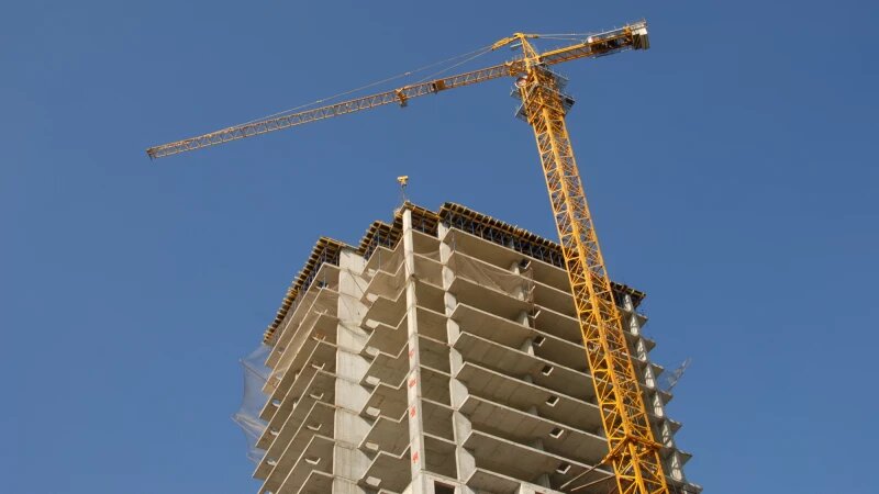     Стройка. Строительство в Барнауле. Анна Зайкова.