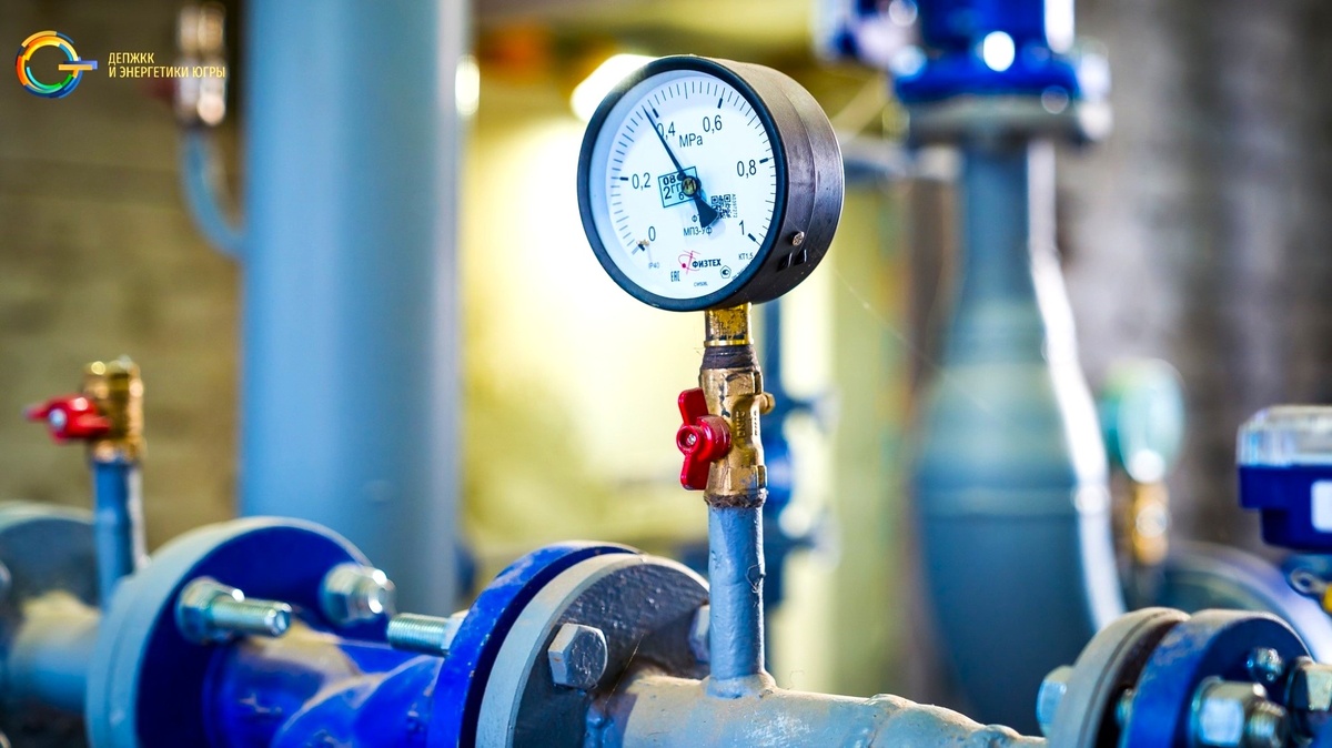    Энергетики Радужного завершают подготовку к зиме: модернизированы подстанции и водопровод