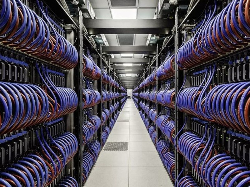    Крупнейший нейроморфный суперкомпьютер поможет в разработке новых лекарств