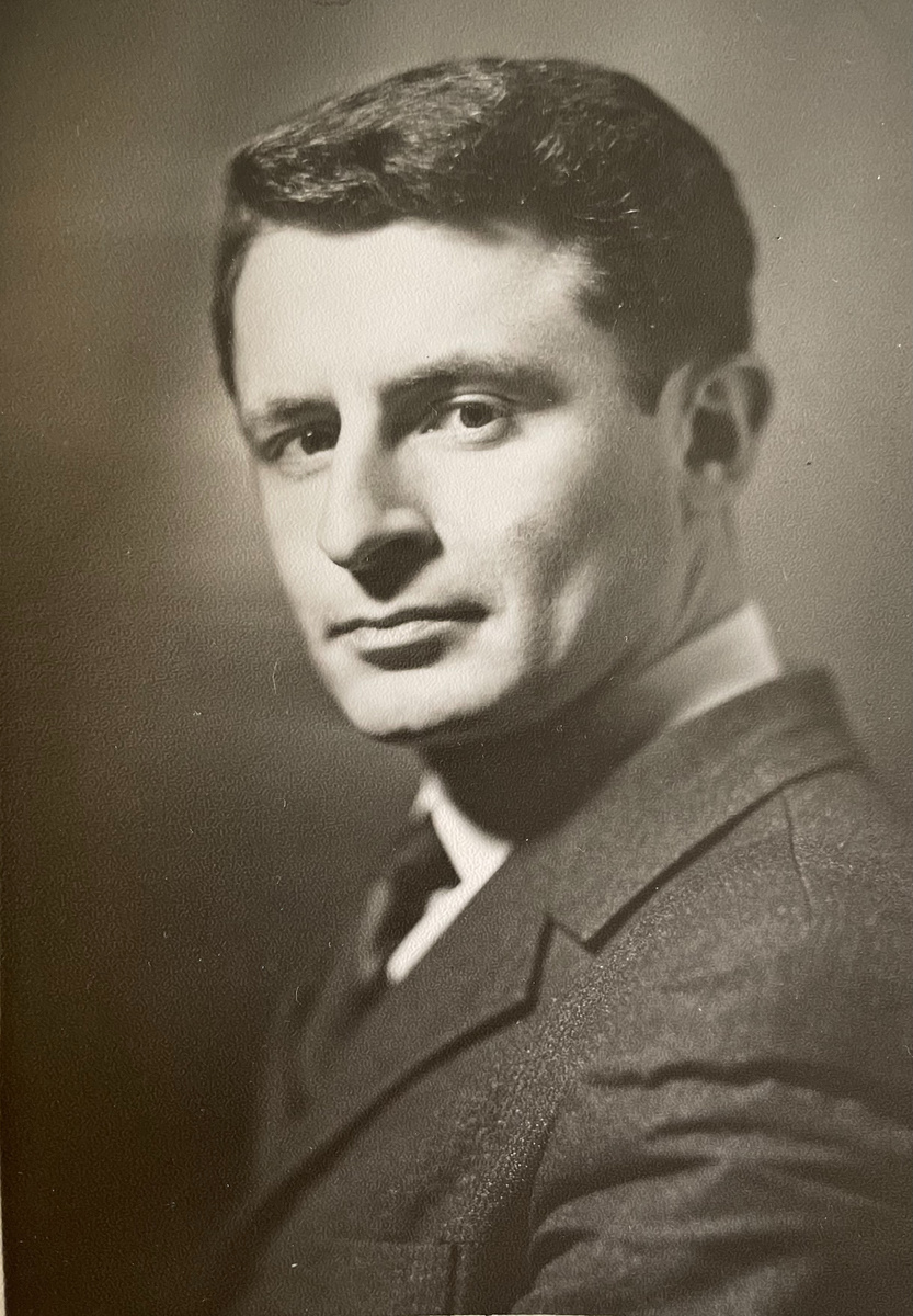 Владимир Котляр, 1968 год. Отец Августа Котляра. Фото Моисея Котляра, отца Владимира и деда Августа.