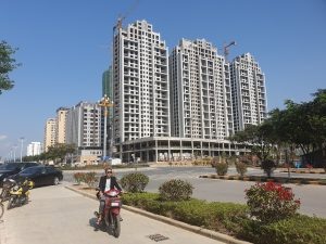 Высотные жилые комплексы в особой экономической зоне «Золотой треугольник» в провинции Бокео, Лаос, предположительно являющиеся местом онлайн-мошенничества