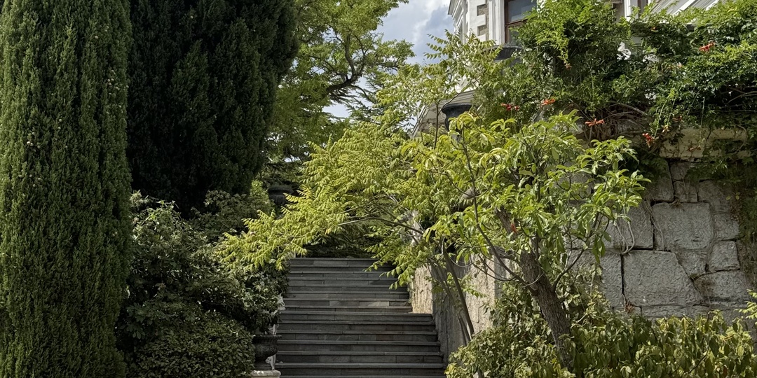 Форосский парк на берегу моря: история создания райского уголка Крыма