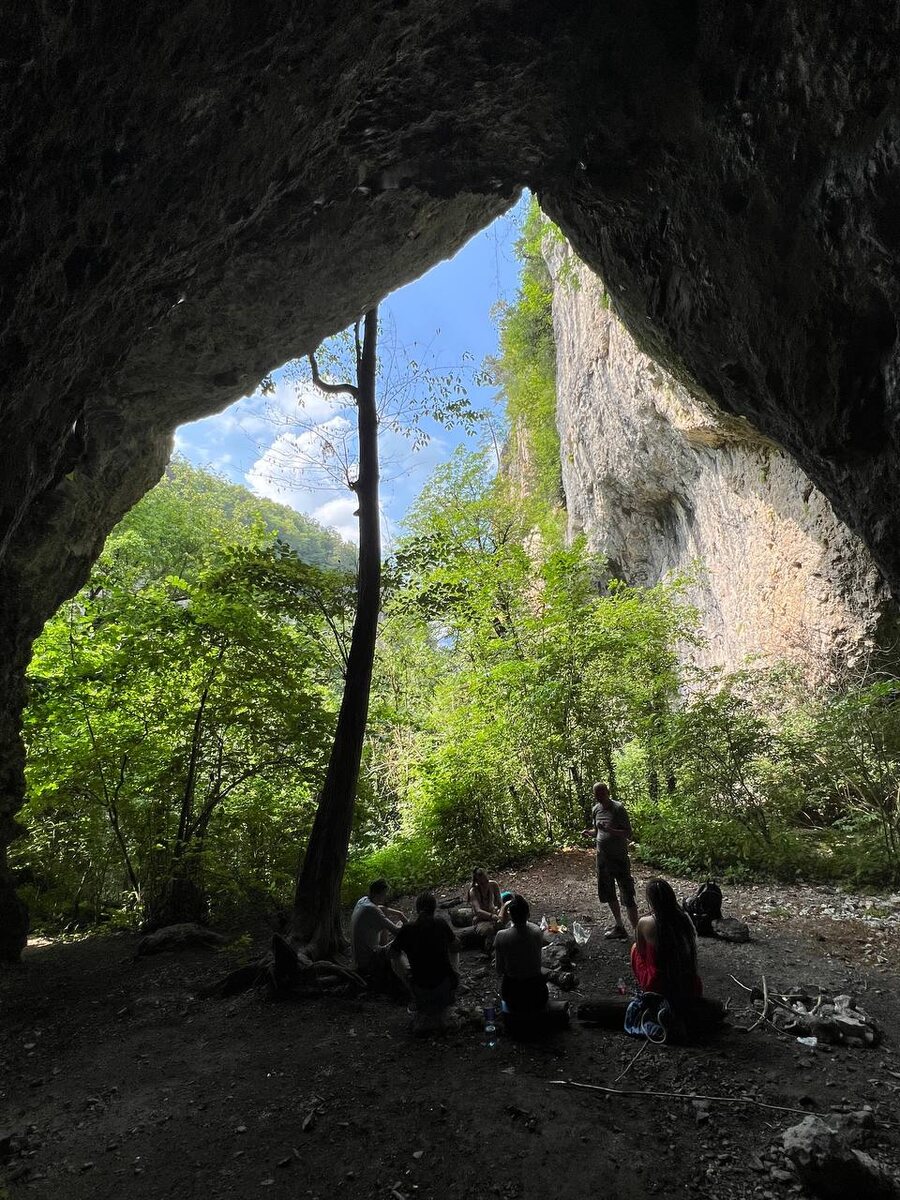 Древние люди...