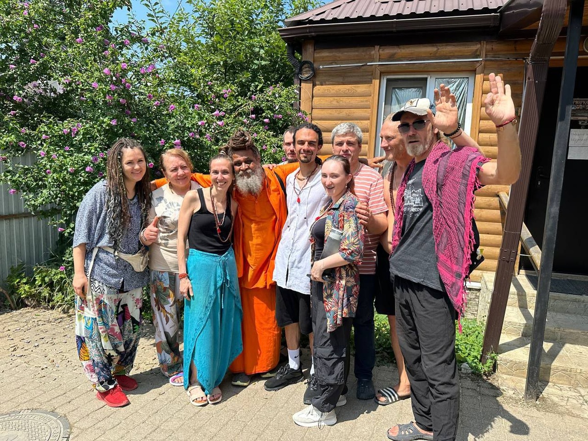 Провожаем Гуруджи в Крым.