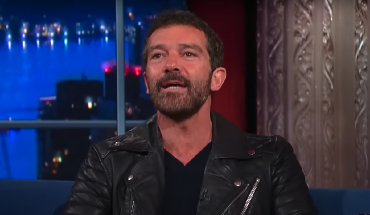    Антонио Бандерас. Кадр: YouTube-канал The Late Show with Stephen Colbert