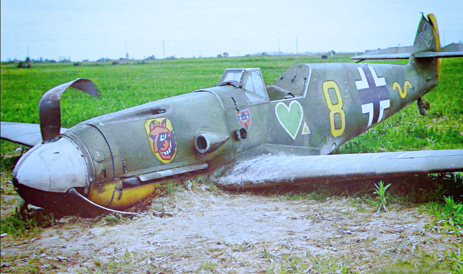 Сбитый на Восточном фронте Messerschmitt Bf 109F-4, 1943 г.
