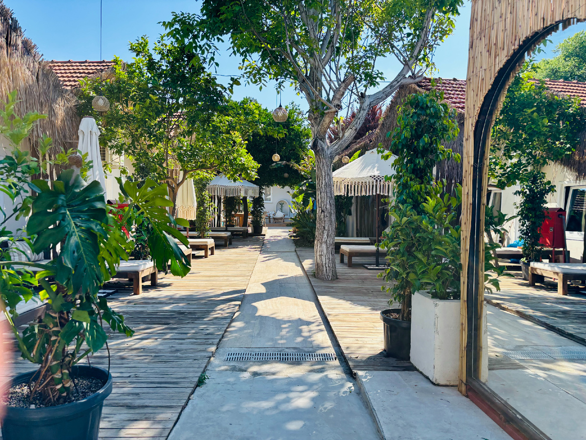 Kalia Beach Hotel Side