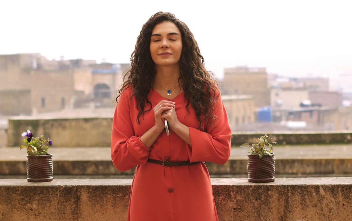 кадр из сериала "Ветреный", яндекс фото