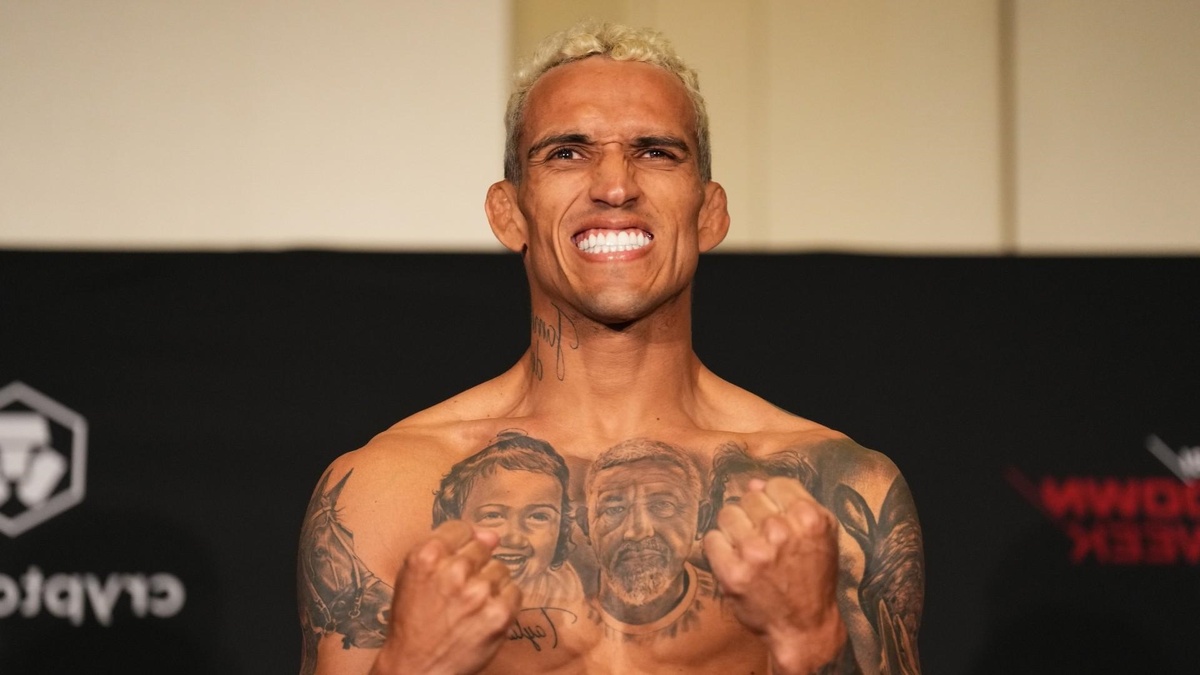 Чарльз Оливейра