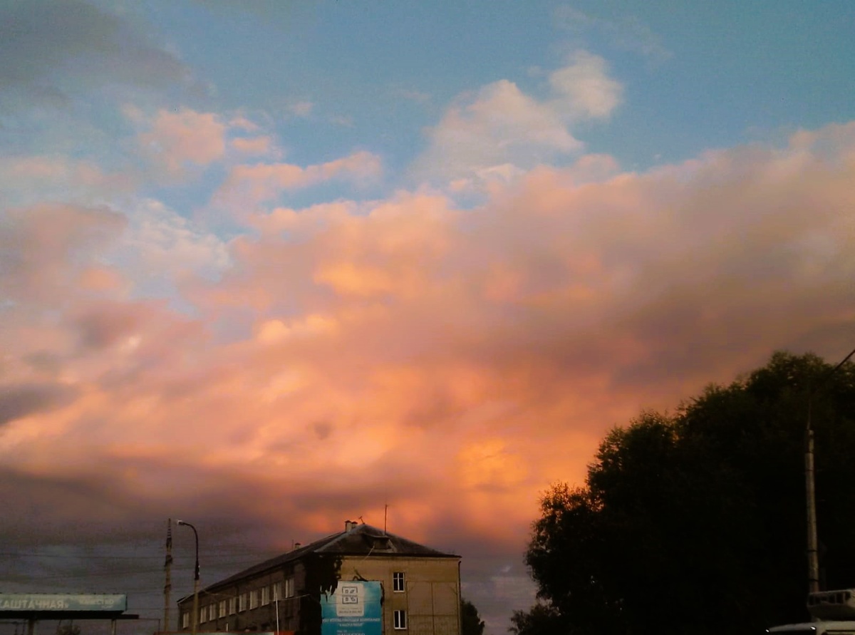 Закат сегодняшнего дня. Фото автора 