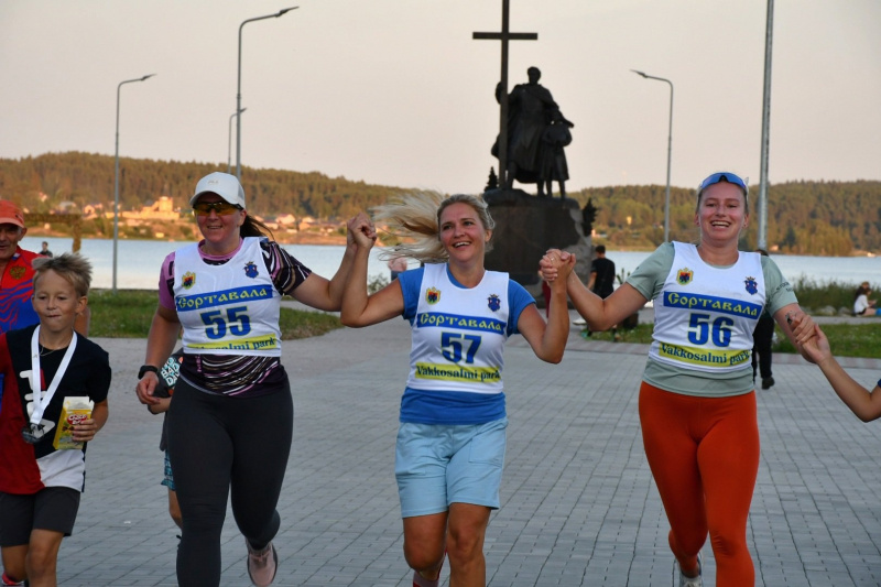    Глава Сортавалы Крупин вышел на забег в День физкультурникаАдминистрация Сортавалы