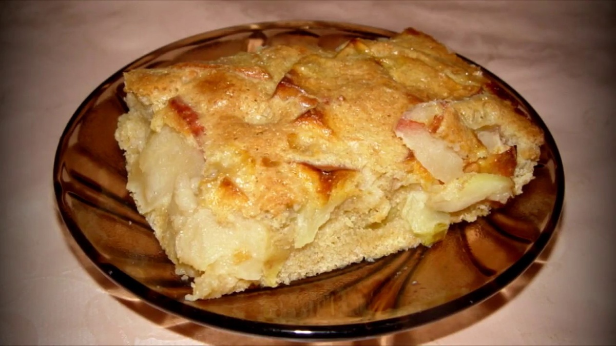 Шарлотка                                                            Ингредиенты: