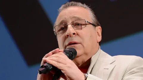 «Если есть жизнь, значит, есть и повод для иронии, для шутки». 