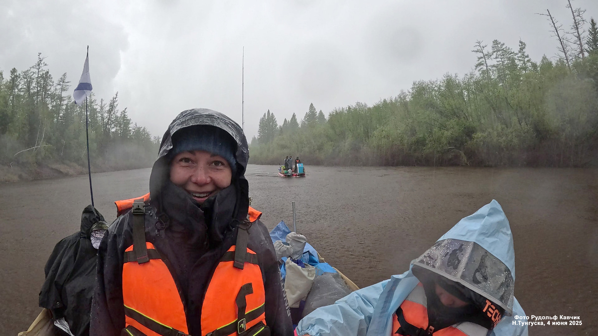 Гроза. Н.Тунгуска, 3 июля 2025. Фото Рудольф Кавчик