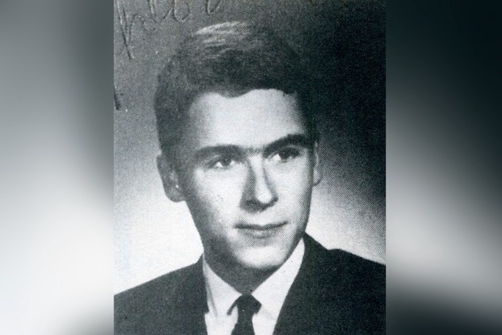  Фото © Wikipedia / Woodrow Wilson High School