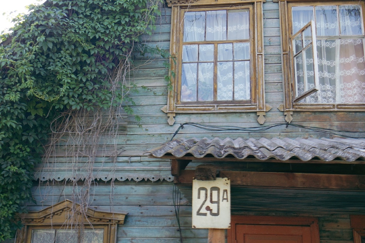 листать вправо